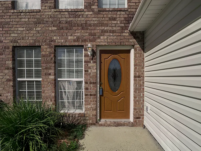 12 Cassidy Ct — Photo 4