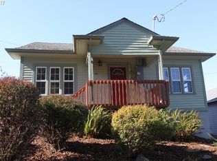 214 W 6th St, Rainier, OR 97048