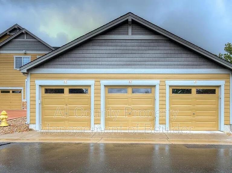 14300 Waterside Ln #J5 — Photo 24