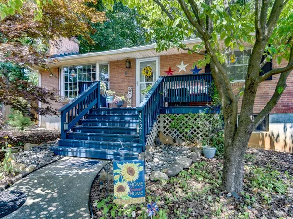 4521 Kirkwood Dr, Roanoke, VA 24018