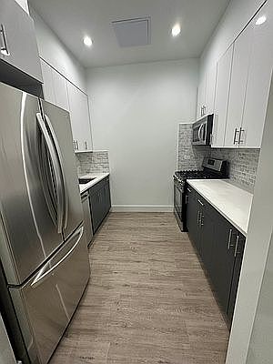 5th image of 47-33 5th St #3C