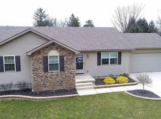 39 Ward Ave, New Middletown, OH 44442