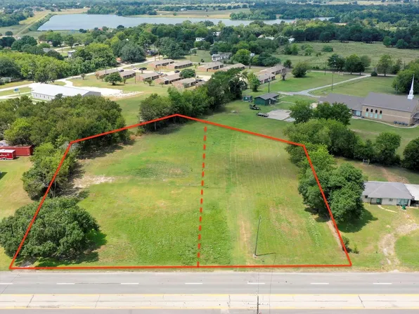 1623 & 1677 E Main St, Madisonville, TX 77864