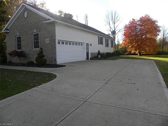 2nd image of 562 Janet Dr