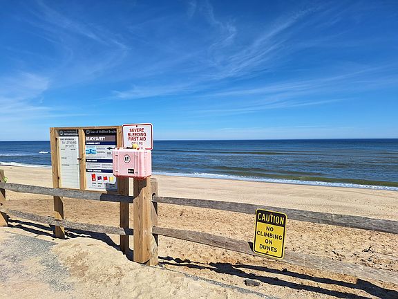 2nd image of 37 Oak Valley Road