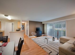 13940 Longwood Manor Ct #-101, Woodbridge, VA 22191