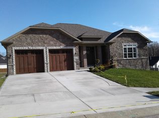 1519 S Andrew Cir, Bloomington, IN 47401