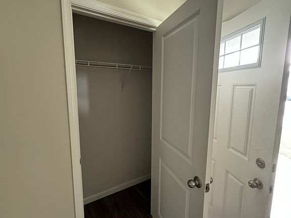 5th image of 138 Campus Ln