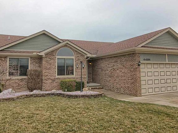 2nd image of 46284 Prince Dr