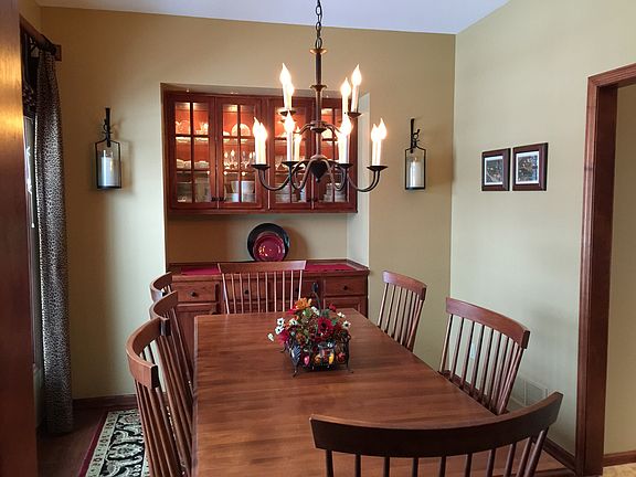 4th image of 1322 Berwick Ln