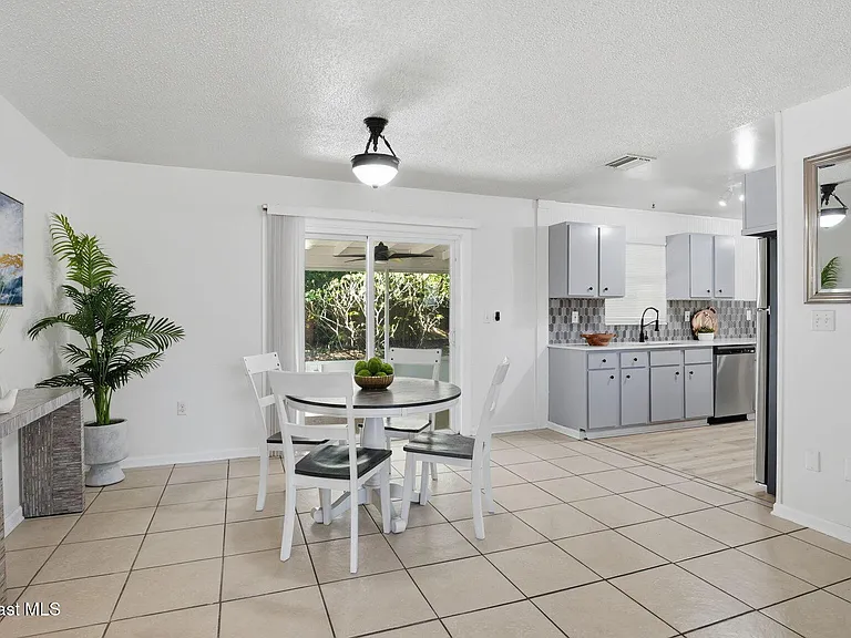 5950 Ackard Ave — Photo 9