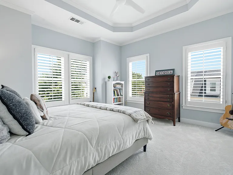 5451 Autumn Flame Dr NE — Photo 40