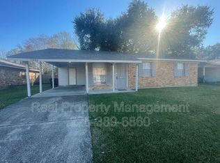 11866 Twin Oak Ave, Baton Rouge, LA 70815