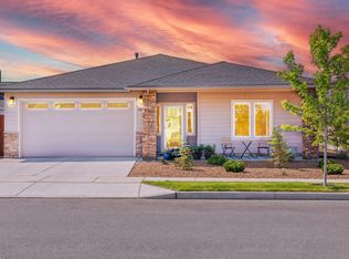 4898 SW Zenith Ave, Redmond, OR 97756