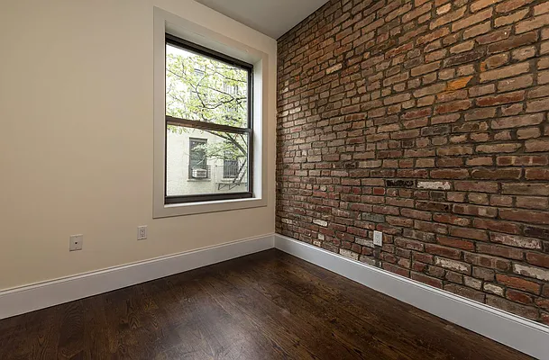 Rented by Nooklyn NYC LLC | media 35