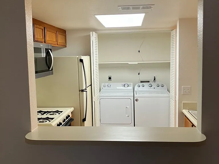 2158 High Dunes Ln — Photo 12