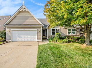 131 Victoria Park Dr, Howell, MI 48843