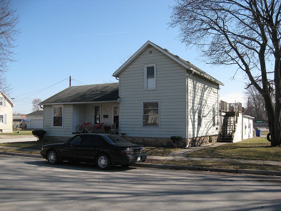 2nd image of 1050 Middle St