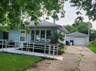 406 Prairie St, West Burlington, IA