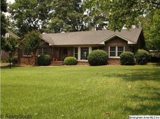 1604 Hays Cir, Vestavia Hills, AL 35216