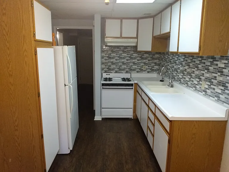 849 W Kansas St — Photo 14