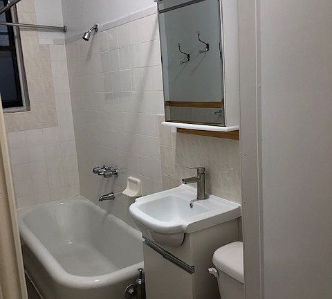 5th image of 974 45th St APT D5