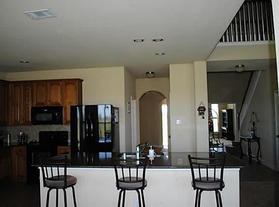 4th image of 2402 Gail St