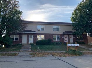 1633 Meyer Dr #4, Saint Charles, MO 63303
