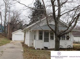 5553 N 35th St, Omaha, NE 68111