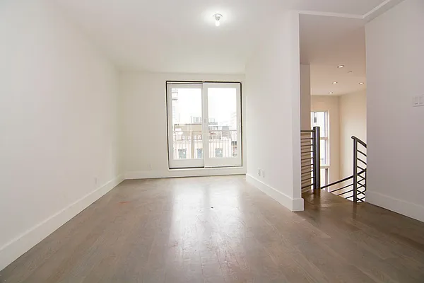 Rented by Keller Williams NYC | media 16