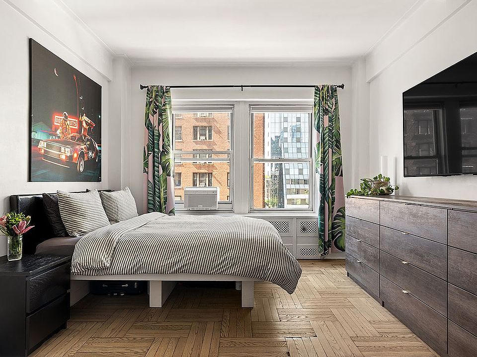 1st image of 433 W 34th St APT 9C