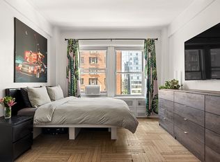 433 W 34th St APT 9C, Manhattan, NY 10001
