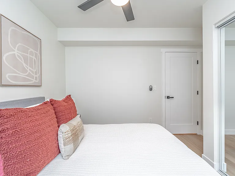 8629 Guthrie Ave — Photo 10