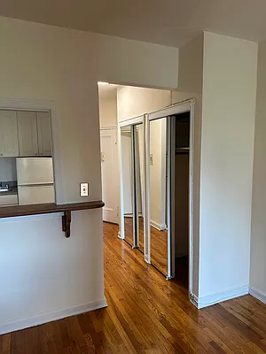 Rented by Eric Goodman Realty Corp | media 3