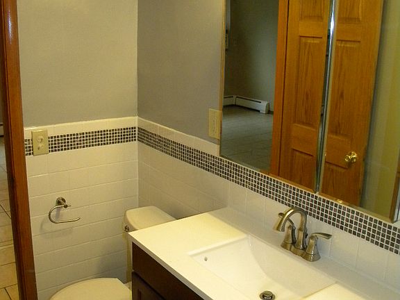 3rd image of 1823 Ulysses St NE #6