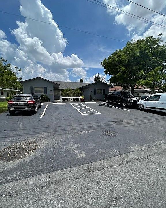 1st image of 1504 NE 4th St
