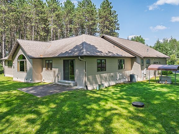 3rd image of 2583 Winquist Rd
