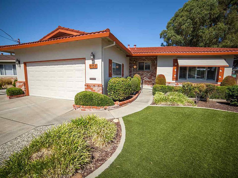 1st image of 1157 Rolling Hill Way