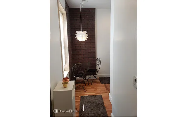 Rented by Douglas Elliman | media 17