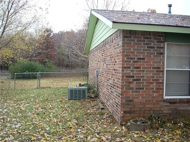 2nd image of 114 D St