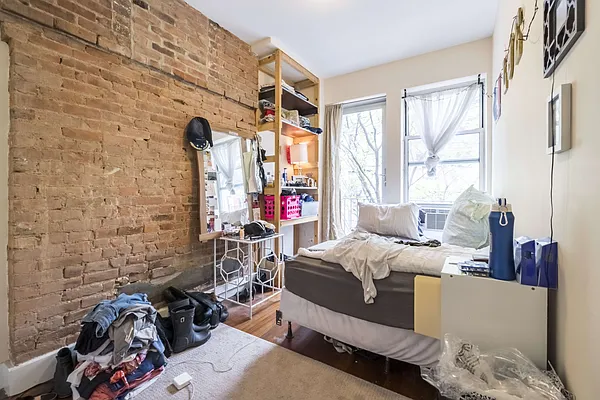 Rented by Bold New York | media 78