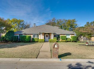 265 Village Tree Dr, Highland Village, TX 75077
