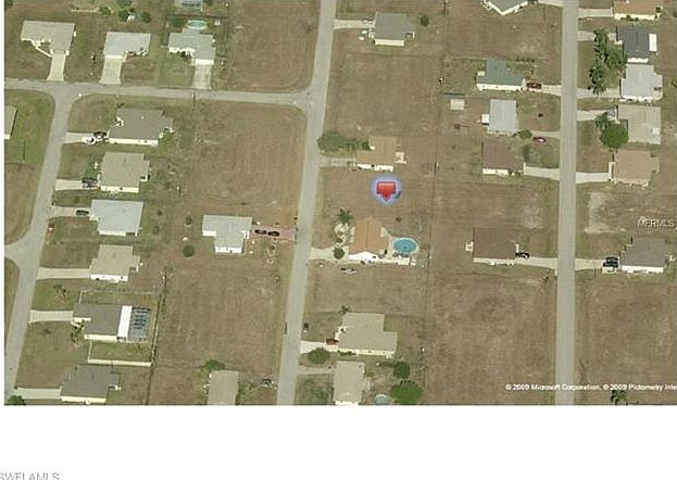 1st image of 1415 NE 12th Pl