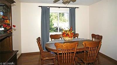 4th image of 236 Waverly St