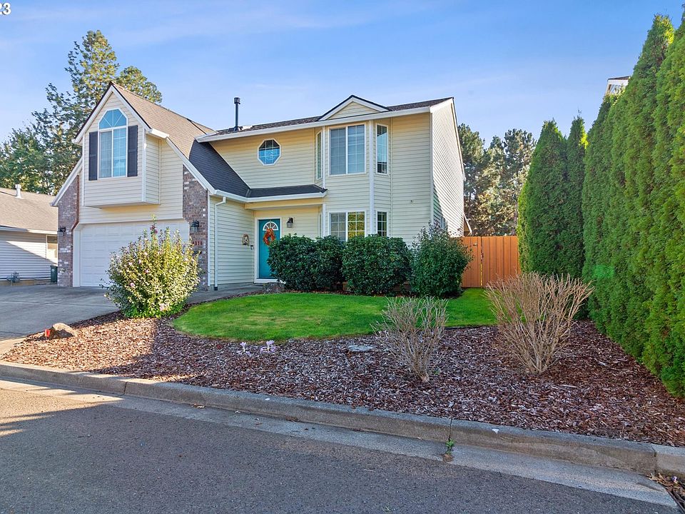 1st image of 4316 SE Pine Way