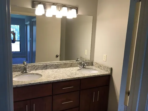 3832 Summerwood Ct, Raleigh, NC 27613