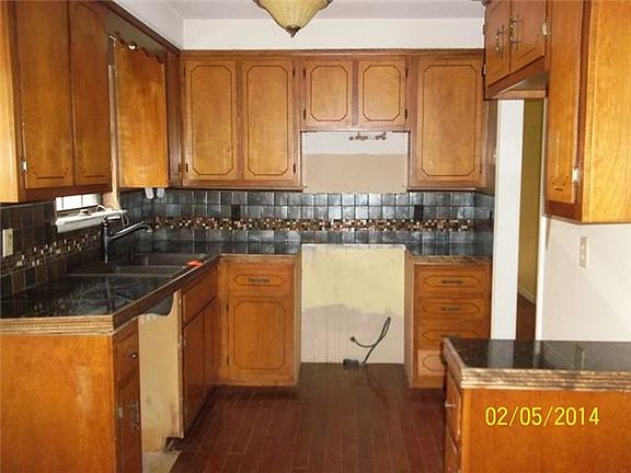 4th image of 412 Needlewood Dr