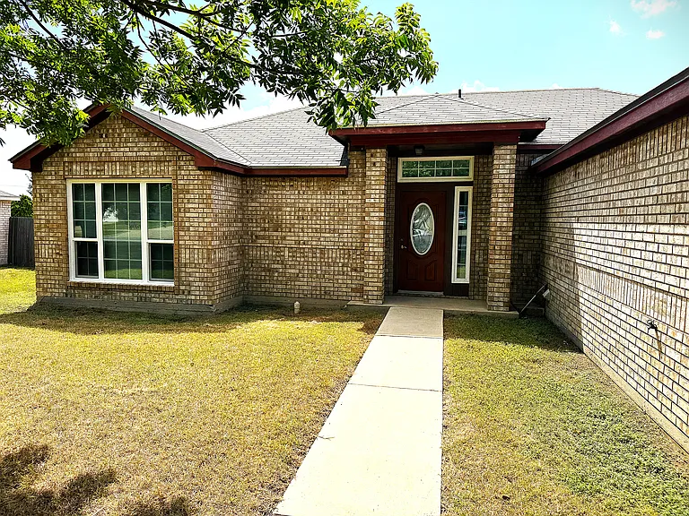 3106 O'W Curry Dr — Photo 2
