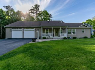 47 Woodside Dr, Lewiston, ME 04240