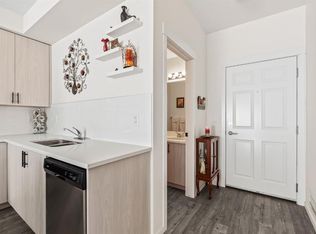 151 N Legacy Main St SE #6302, Calgary, AB T2X4A4